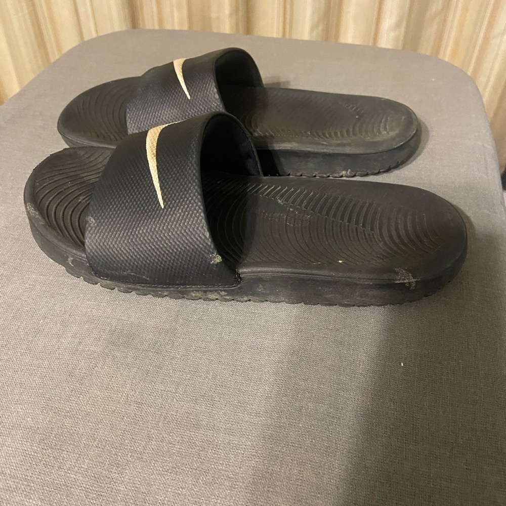 Nike Black Slide Sandals girls size 13